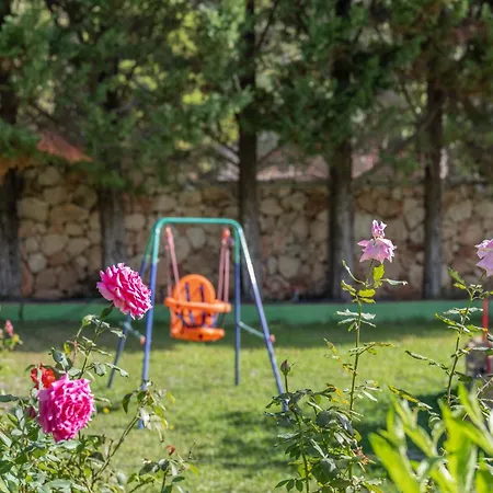 Vista & Lejlighed Svoronata